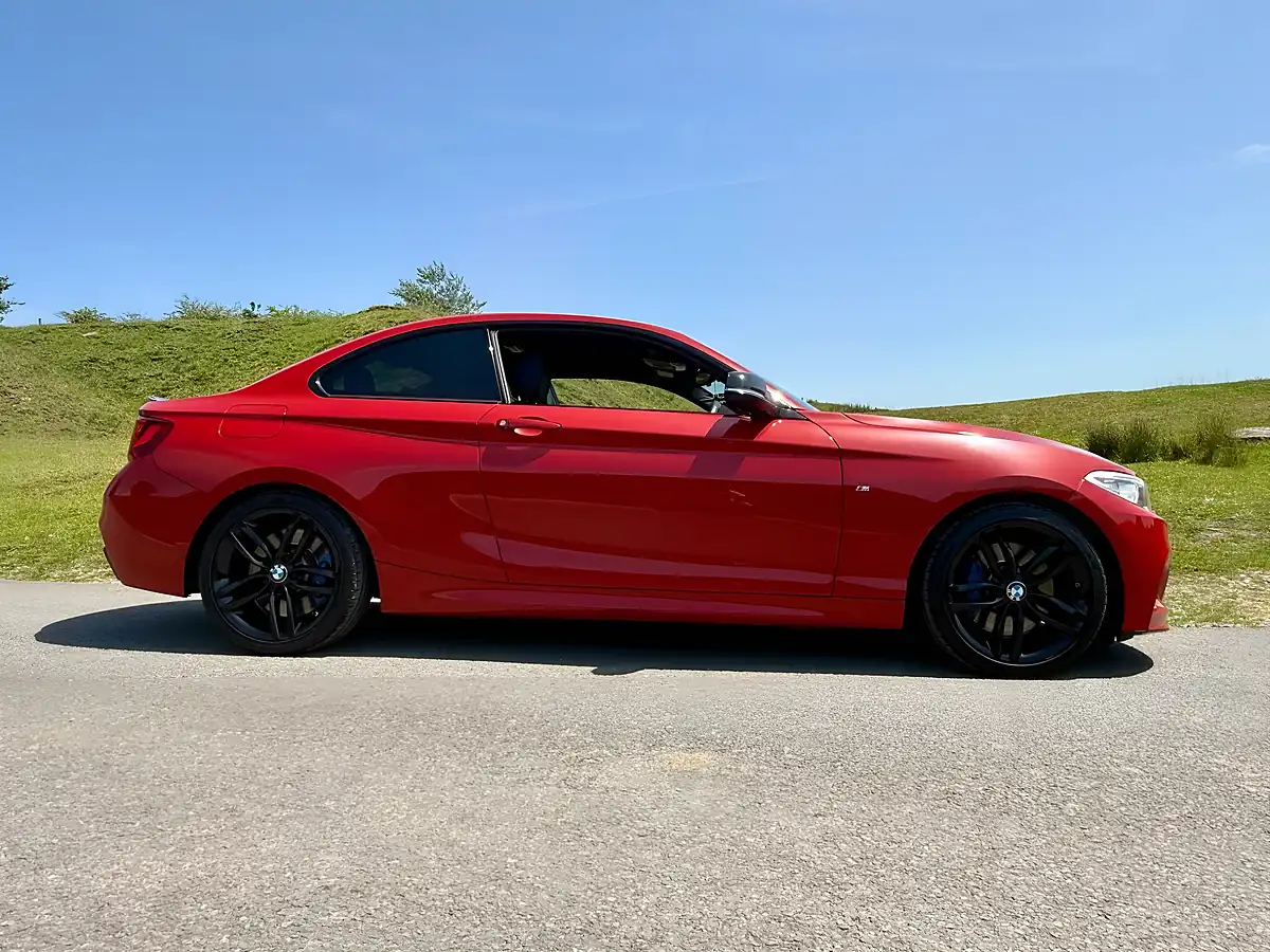 Used 2015 BMW 2 Series M Sport Red - Interior and Exterior details 6