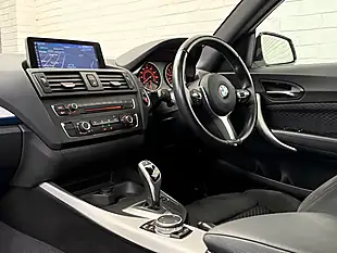 Used 2015 BMW 2 Series M Sport White - Interior and Exterior details 10