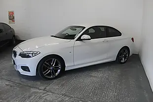 Used 2015 BMW 2 Series M Sport White - Interior and Exterior details 4