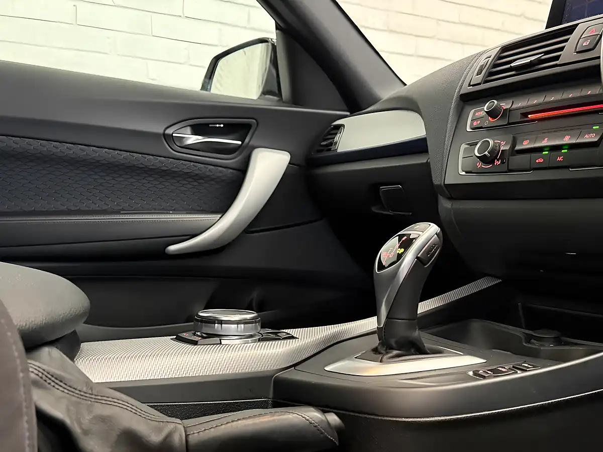 Used 2015 BMW 2 Series M Sport White - Interior and Exterior details 10