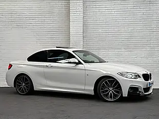 Used 2015 BMW 2 Series M Sport White - Interior and Exterior details 5
