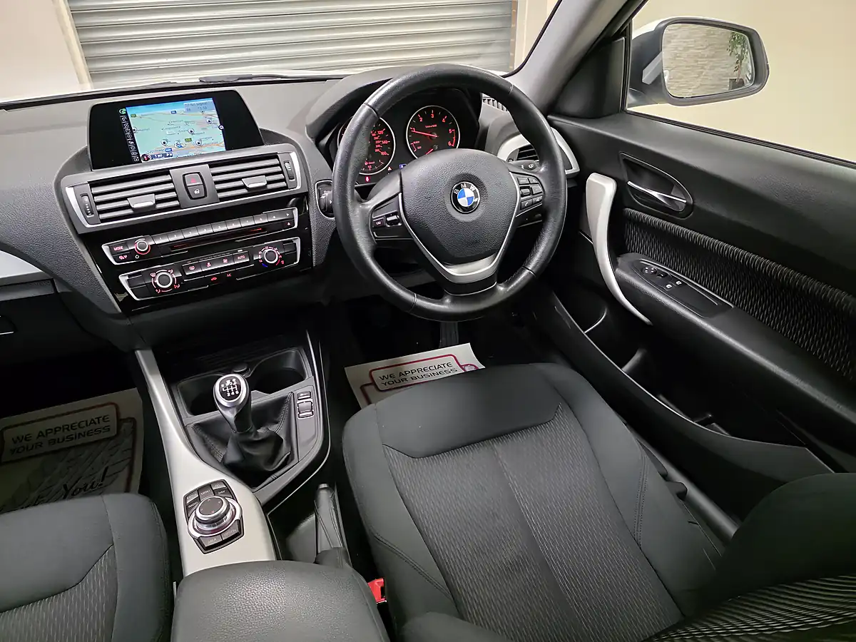 Used 2015 BMW 2 Series Se White - Interior and Exterior details 16