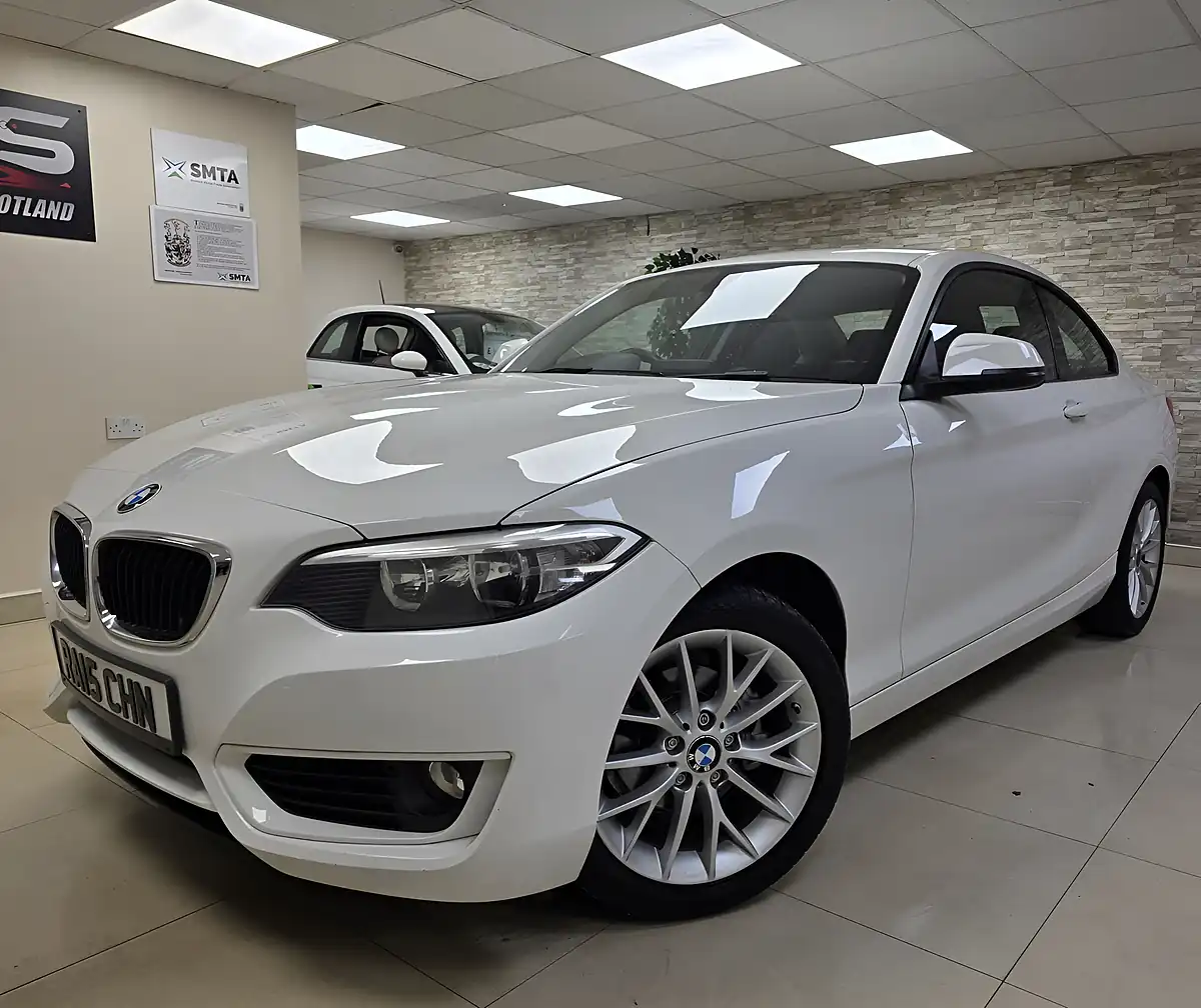Used 2015 BMW 2 Series Se White - Interior and Exterior details 2