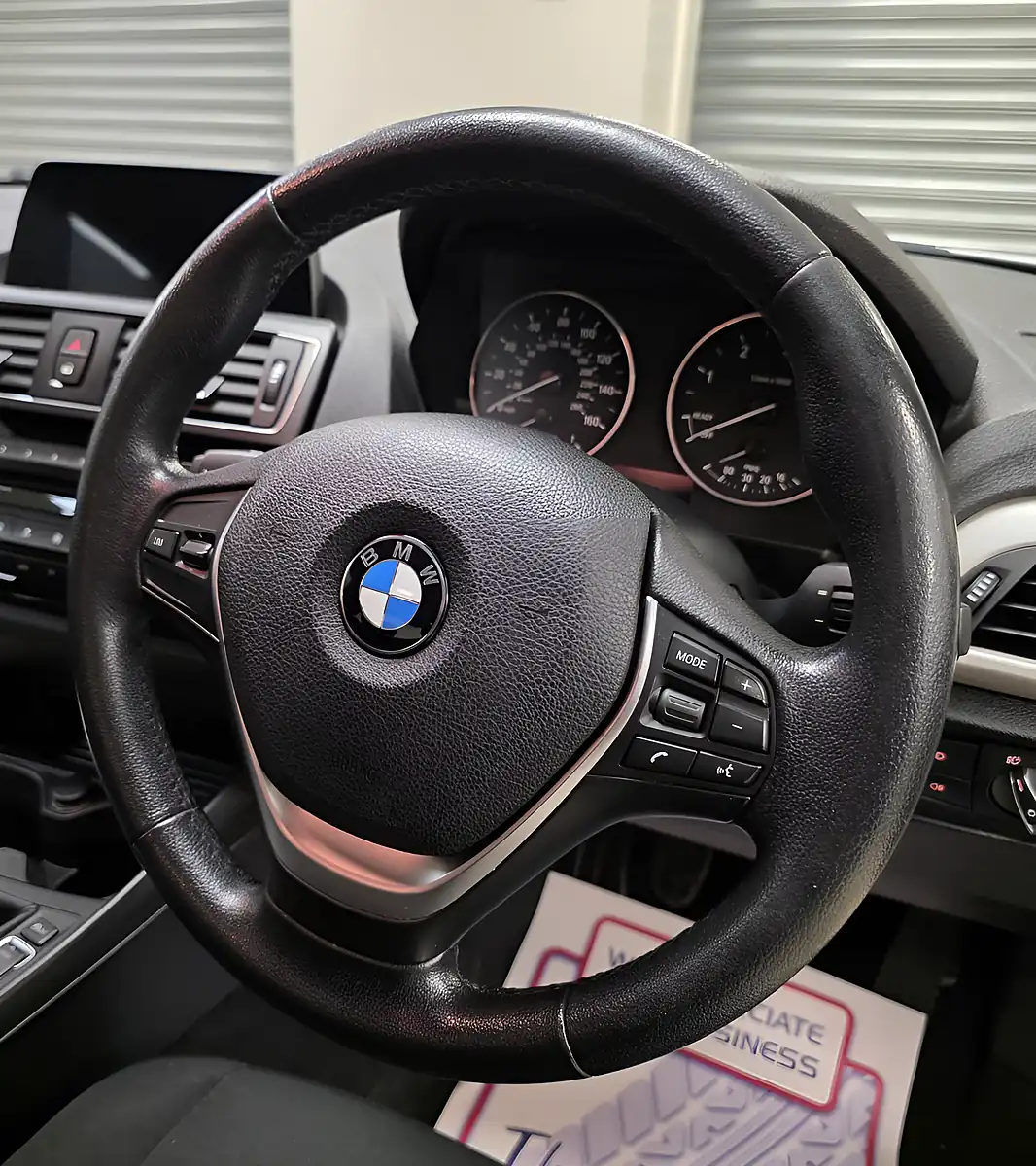 Used 2015 BMW 2 Series Se White - Interior and Exterior details 5