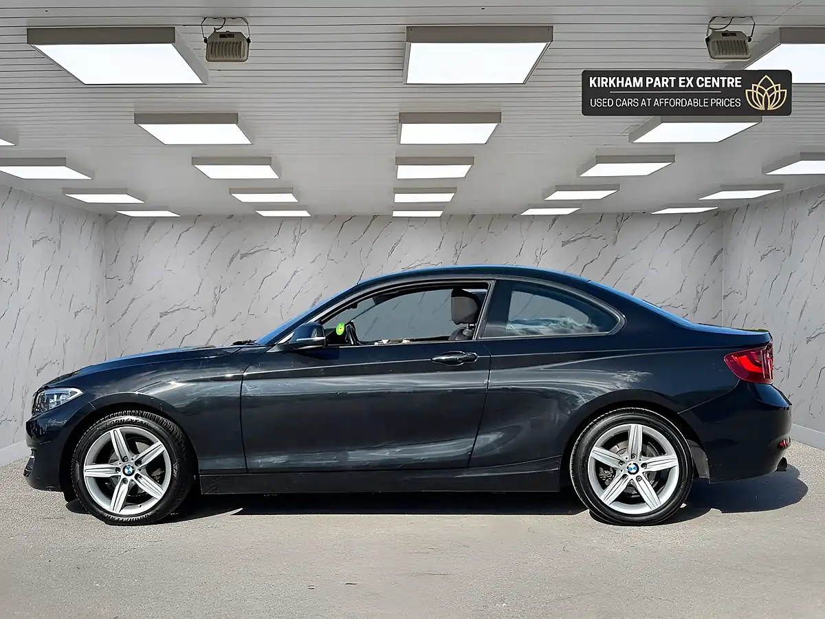 Used 2015 BMW 2 Series Sport Black - Interior and Exterior details 12