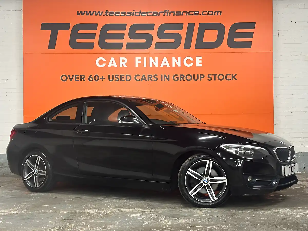 Used 2015 BMW 2 Series Sport Coupe Black - Interior and Exterior details 2