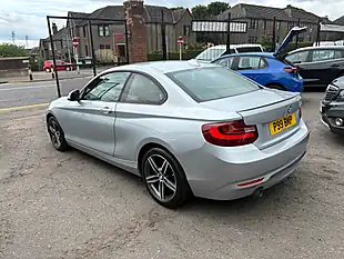 Used 2015 BMW 2 Series Sport Coupe Silver - Interior and Exterior details 5