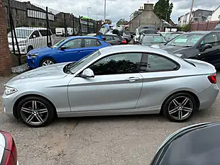 Used 2015 BMW 2 Series Sport Coupe Silver - Interior and Exterior details 6