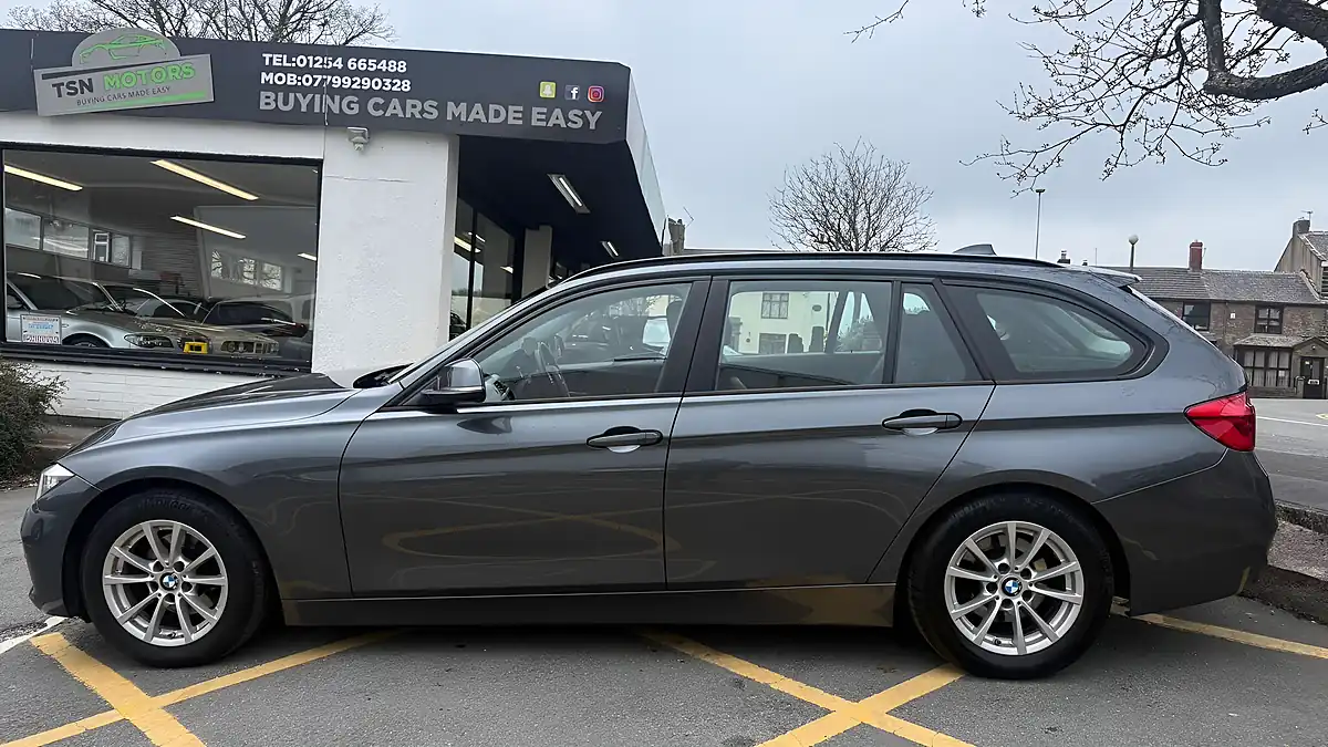 Used 2015 BMW 3 Series Ed Plus Touring Grey - Interior and Exterior details 17