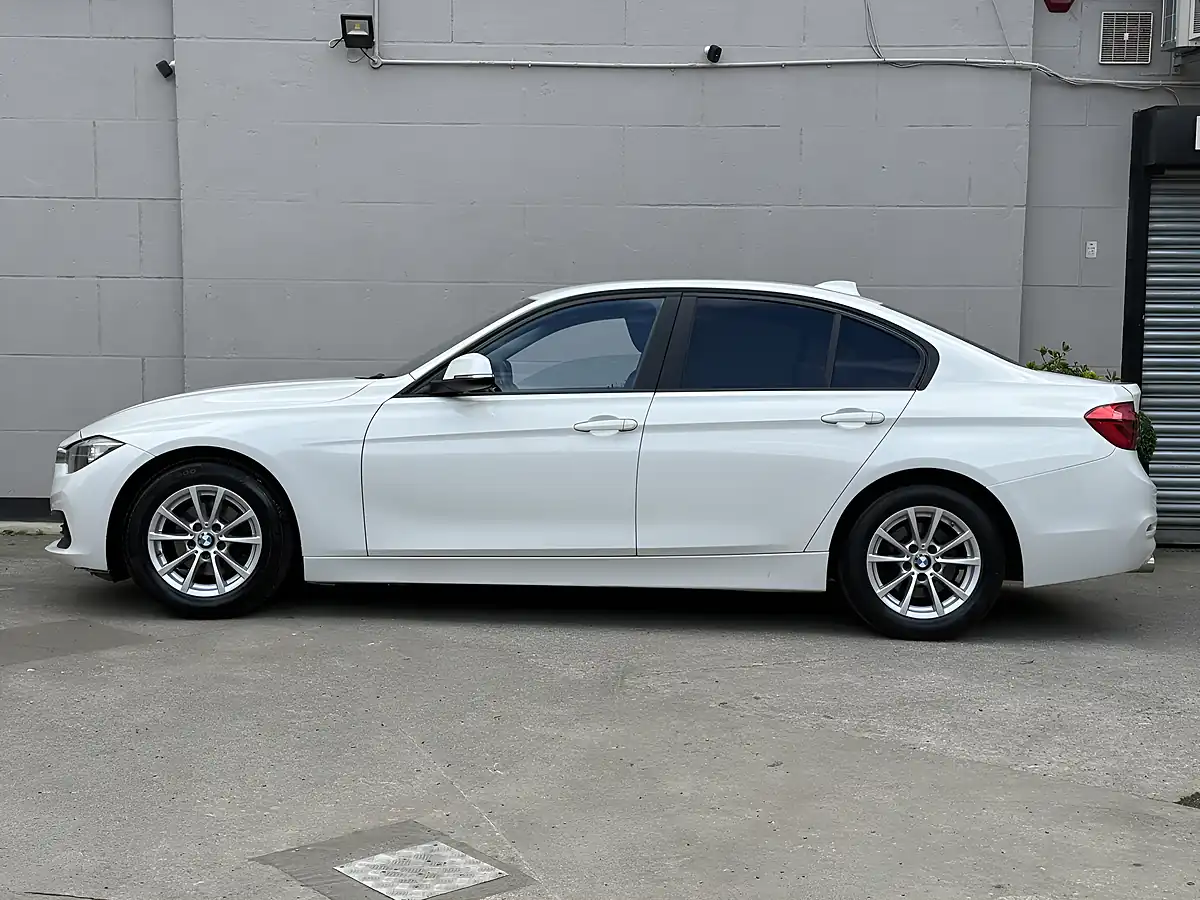 Used 2015 BMW 3 Series Ed Plus White - Interior and Exterior details 6
