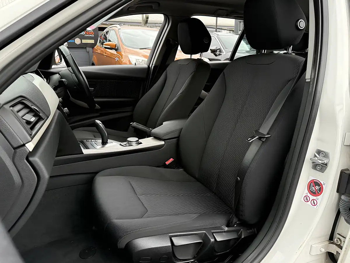 Used 2015 BMW 3 Series Efficientdynamics Touring White - Interior and Exterior details 12