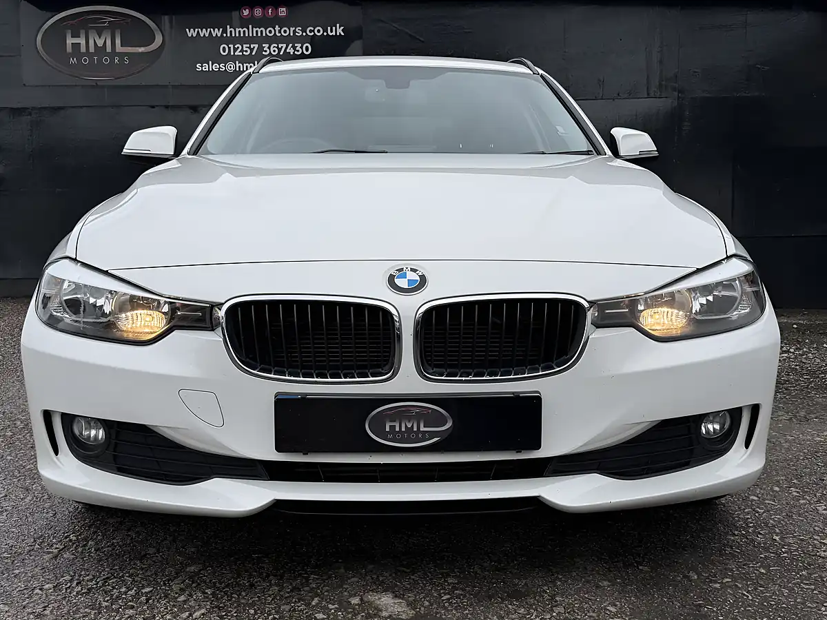 Used 2015 BMW 3 Series Efficientdynamics Touring White - Interior and Exterior details 5