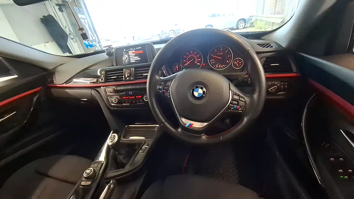 Used 2015 BMW 3 Series Gran Turismo Sport GT Silver - Interior and Exterior details 19