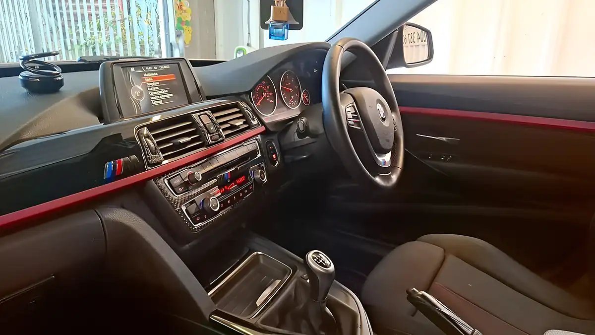 Used 2015 BMW 3 Series Gran Turismo Sport GT Silver - Interior and Exterior details 2