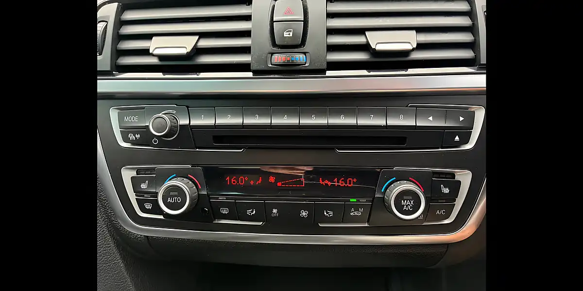 Used 2015 BMW 3 Series Luxury Silver - Interior and Exterior details 13