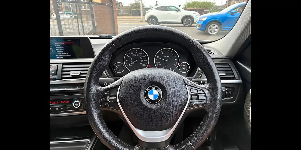 Used 2015 BMW 3 Series Luxury Silver - Interior and Exterior details 14