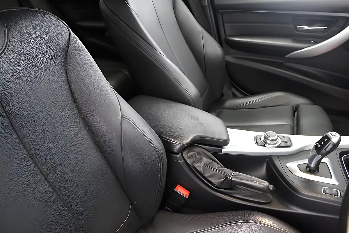 Used 2015 BMW 3 Series M Sport Black - Interior and Exterior details 16