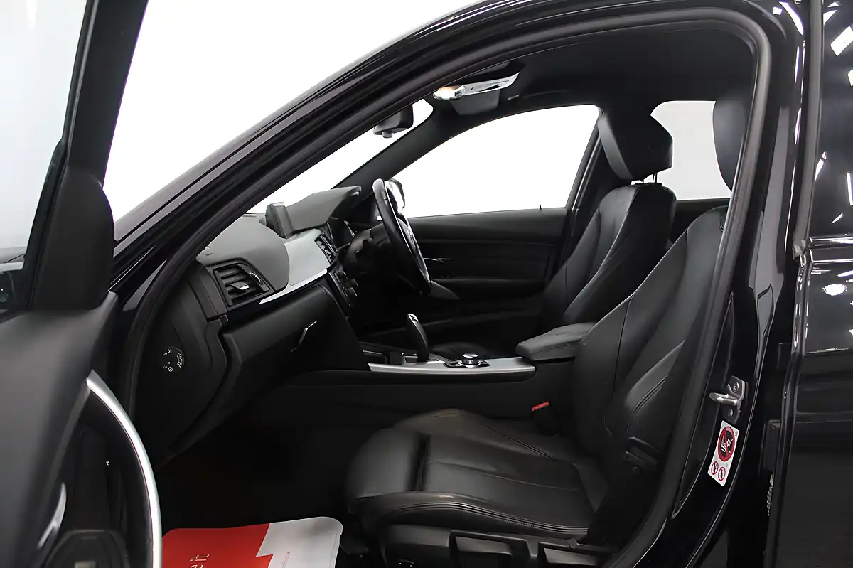 Used 2015 BMW 3 Series M Sport Black - Interior and Exterior details 18