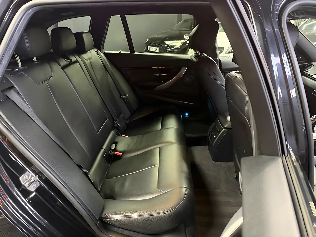 Used 2015 BMW 3 Series M Sport Black Sapphire - Interior and Exterior details 11