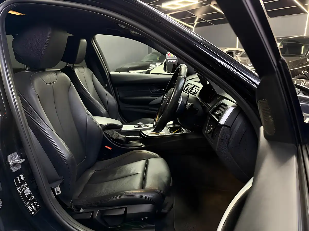 Used 2015 BMW 3 Series M Sport Black Sapphire - Interior and Exterior details 2