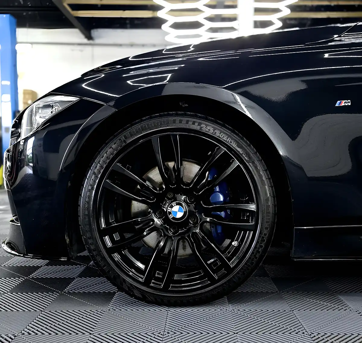 Used 2015 BMW 3 Series M Sport Black Sapphire Metallic - Interior and Exterior details 13
