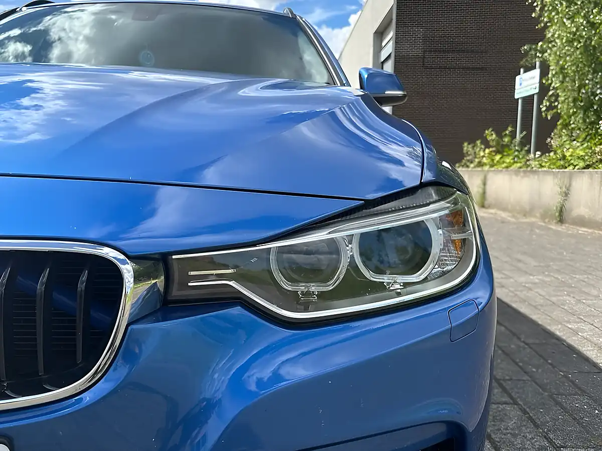Used 2015 BMW 3 Series M Sport Blue - Interior and Exterior details 14