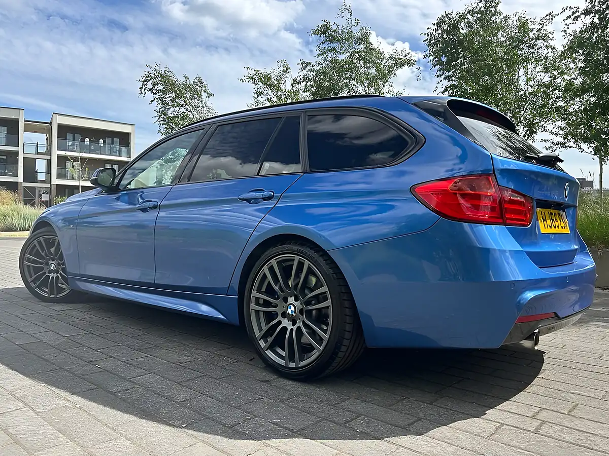 Used 2015 BMW 3 Series M Sport Blue - Interior and Exterior details 16