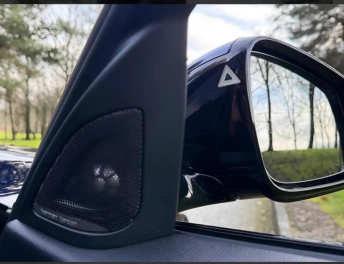 Used 2015 BMW 3 Series M Sport Blue - Interior and Exterior details 12