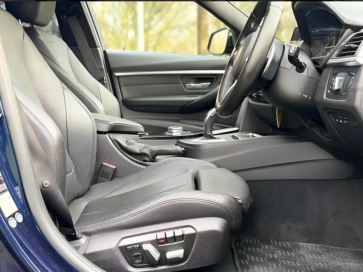 Used 2015 BMW 3 Series M Sport Blue - Interior and Exterior details 7