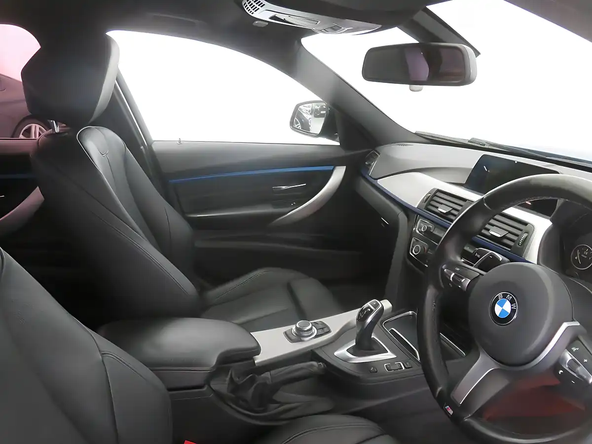 Used 2015 BMW 3 Series M Sport Blue - Interior and Exterior details 13