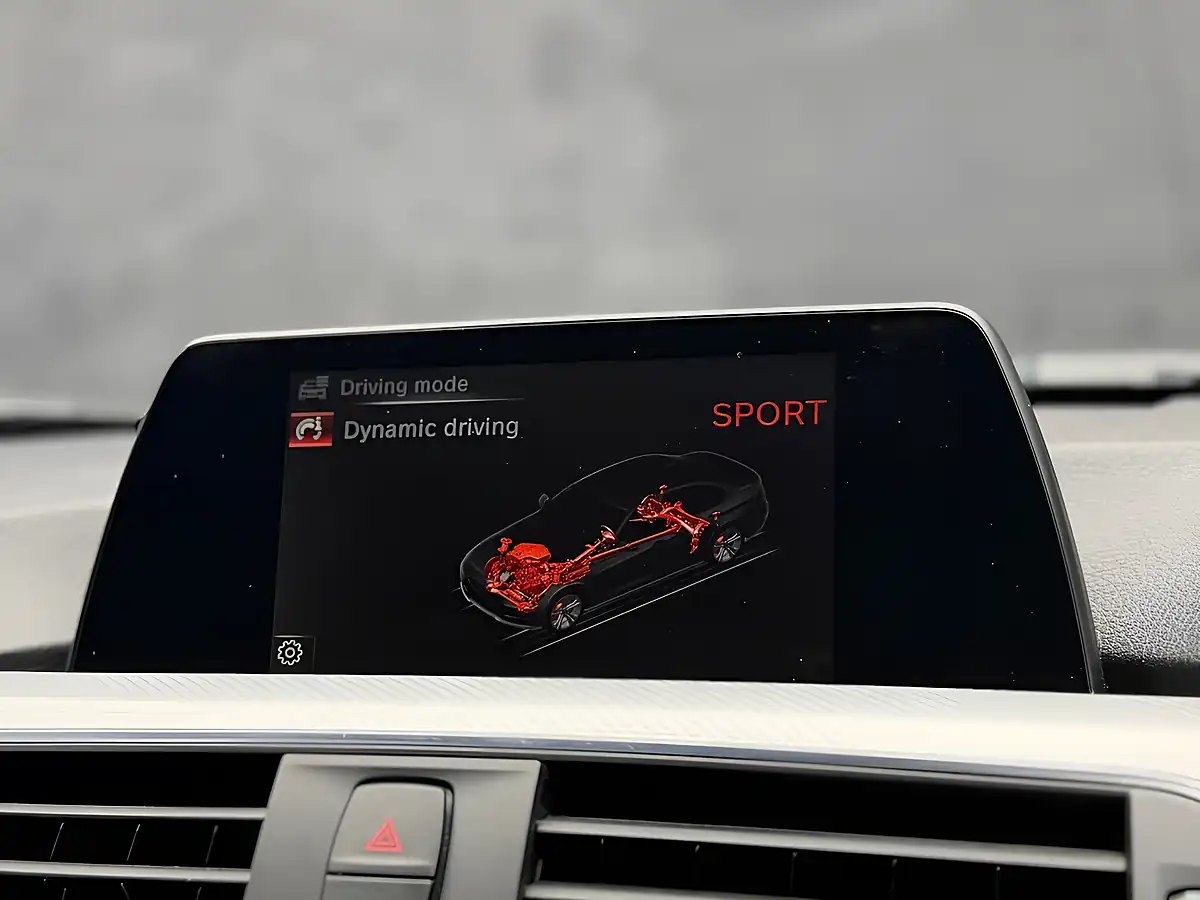 Used 2015 BMW 3 Series M Sport Blue - Interior and Exterior details 15