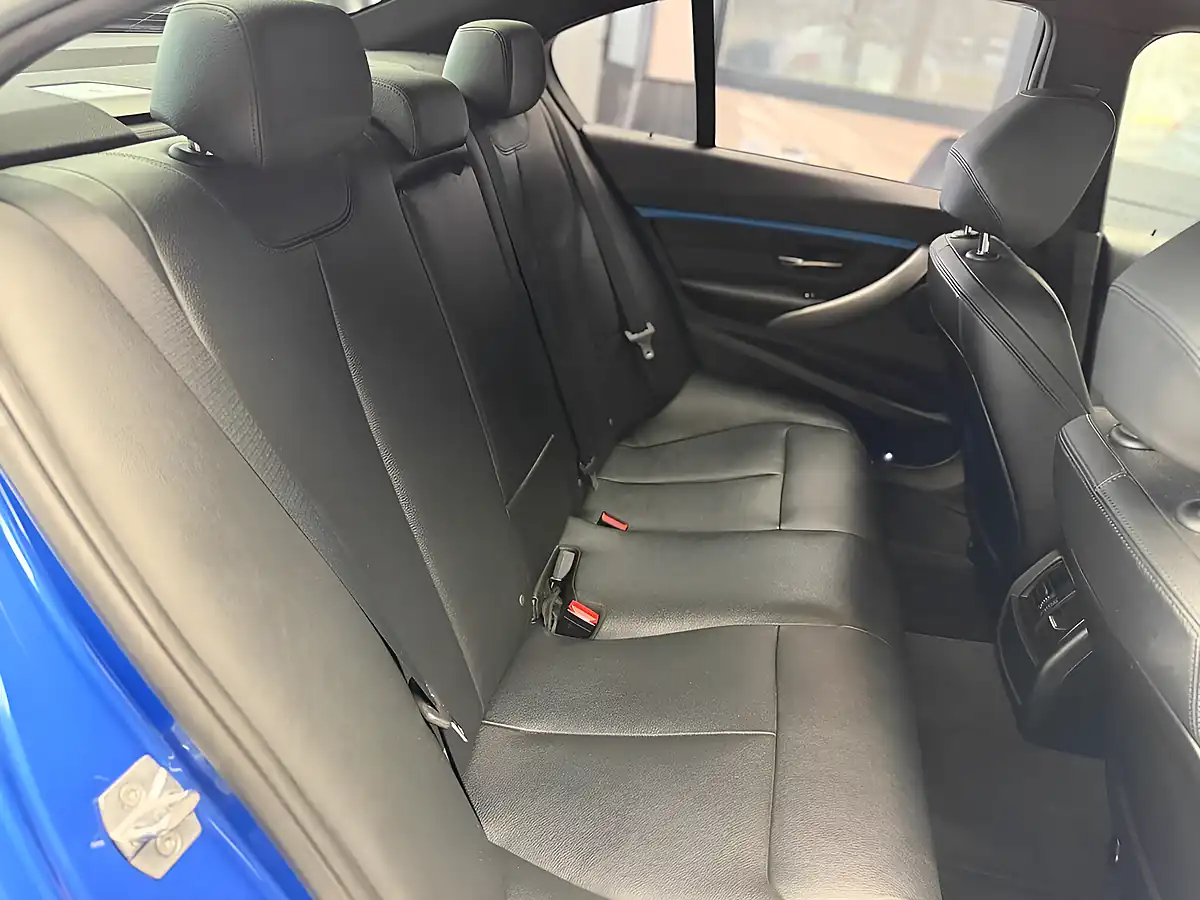 Used 2015 BMW 3 Series M Sport Blue - Interior and Exterior details 17