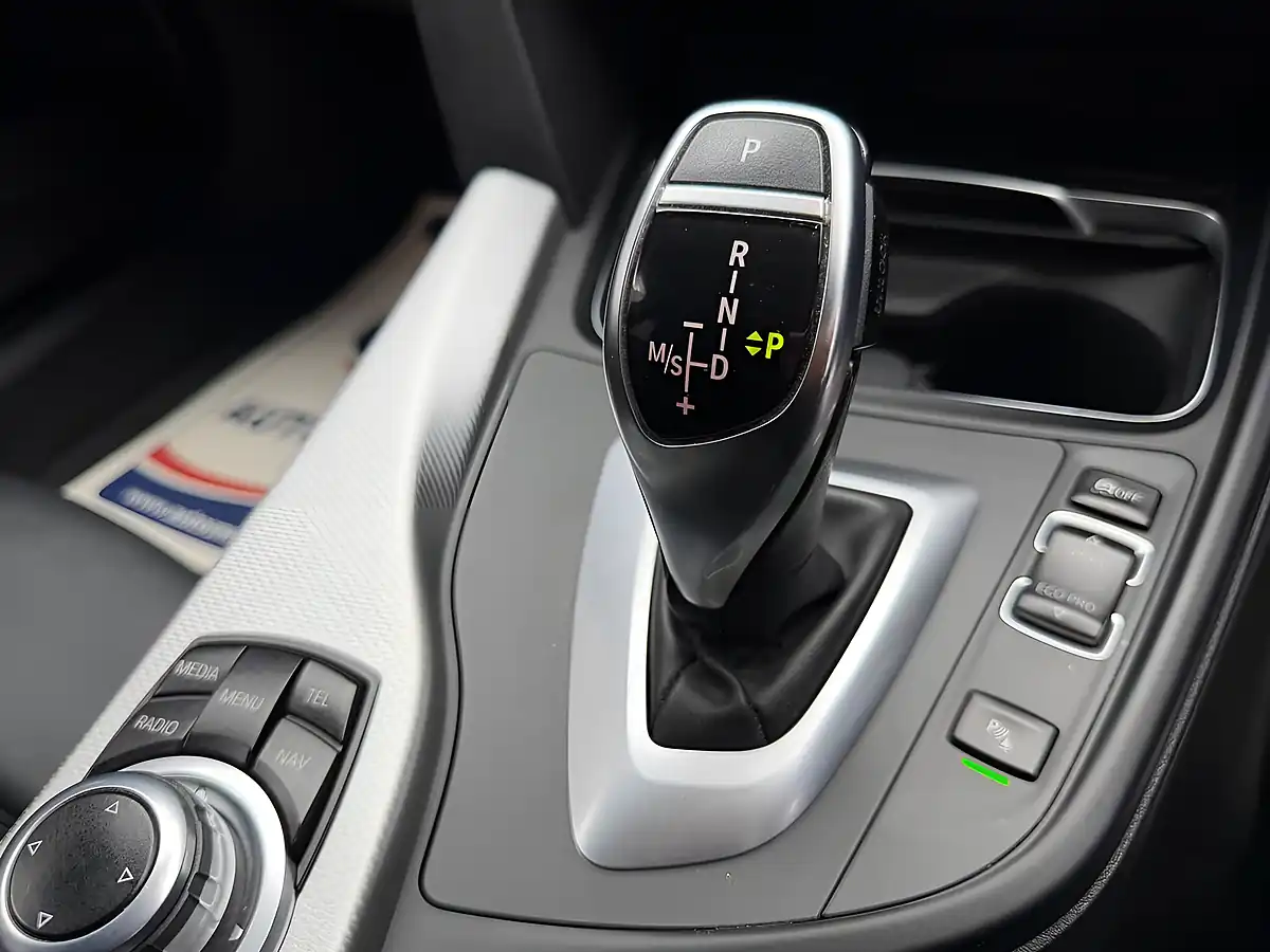 Used 2015 BMW 3 Series M Sport Blue - Interior and Exterior details 18