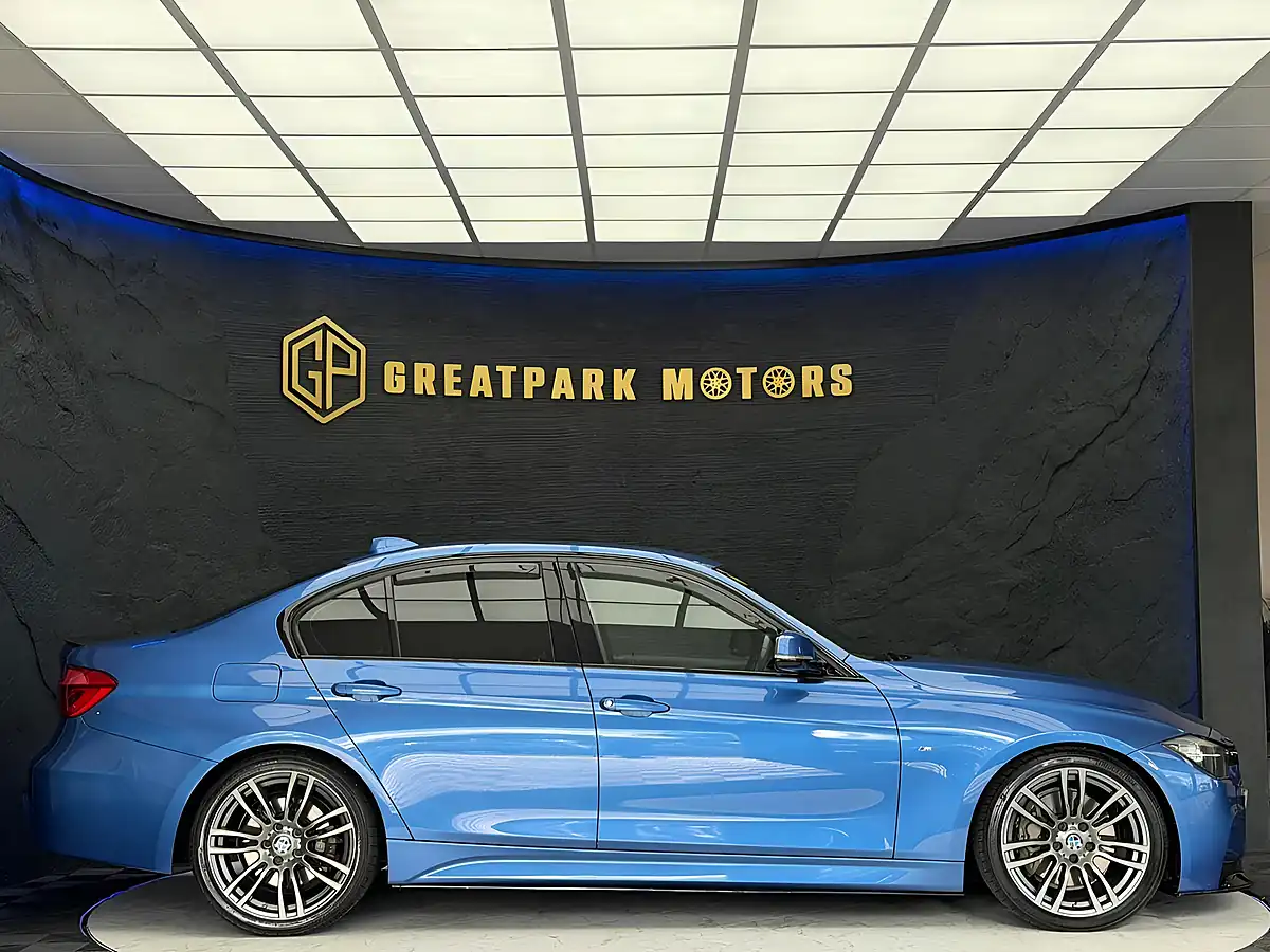 Used 2015 BMW 3 Series M Sport Blue - Interior and Exterior details 4