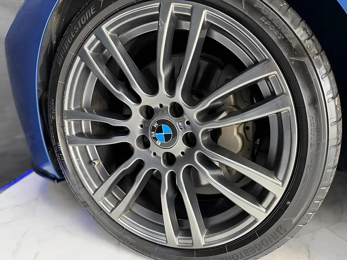 Used 2015 BMW 3 Series M Sport Blue - Interior and Exterior details 9