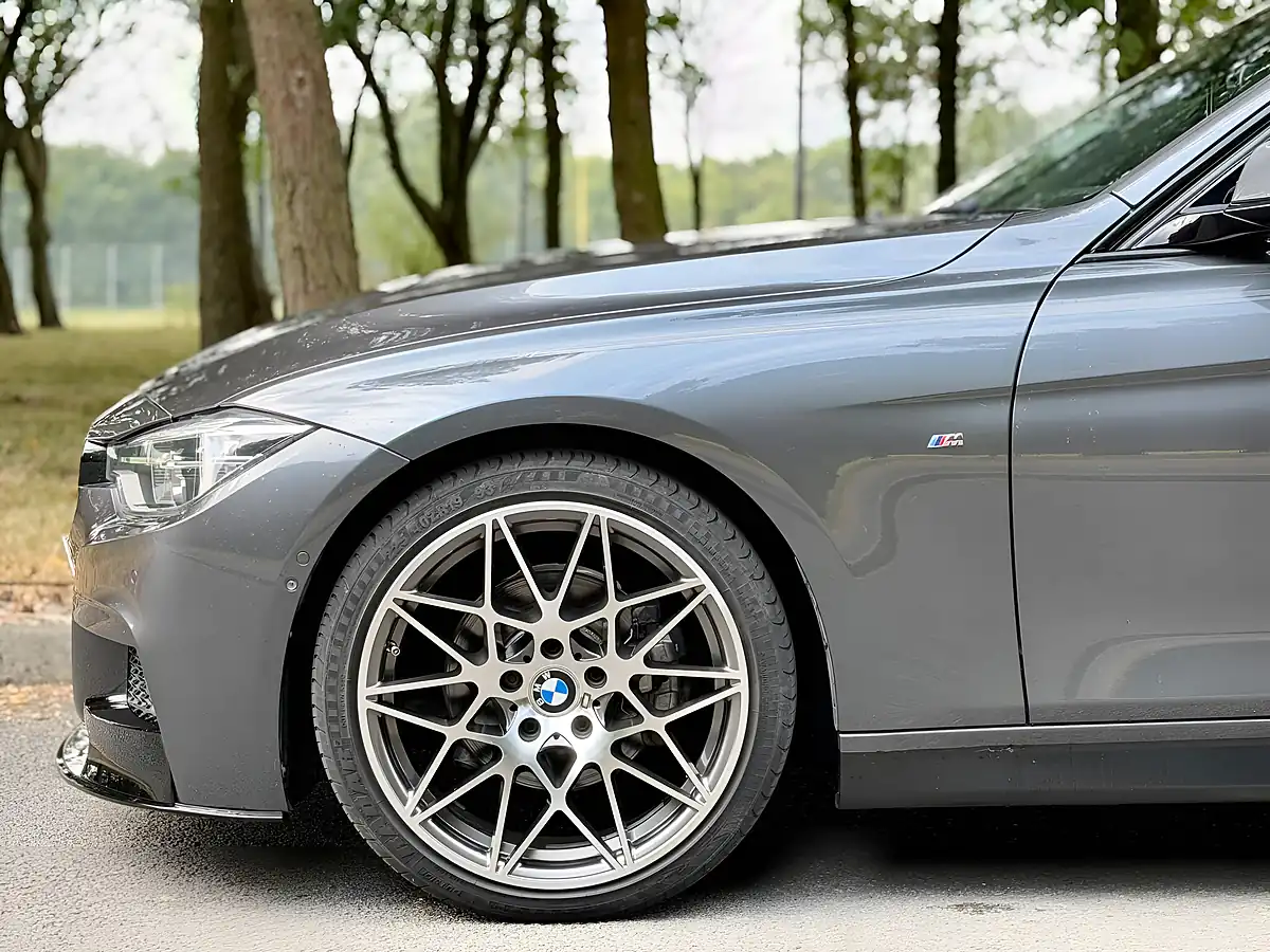 Used 2015 BMW 3 Series M Sport Grey - Interior and Exterior details 12