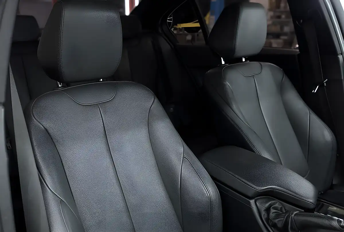 Used 2015 BMW 3 Series M Sport Melbourne Red - Interior and Exterior details 19