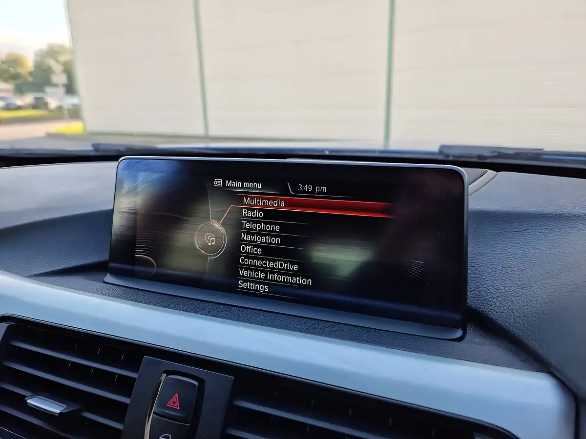 Used 2015 BMW 3 Series M Sport Plus Estoril Blue - Interior and Exterior details 14