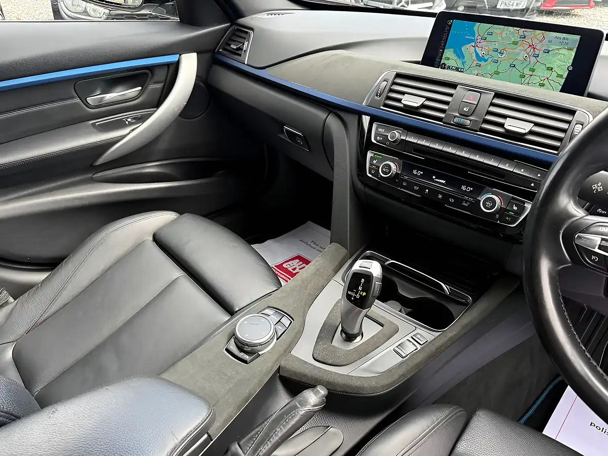Used 2015 BMW 3 Series M Sport Silver - Interior and Exterior details 10
