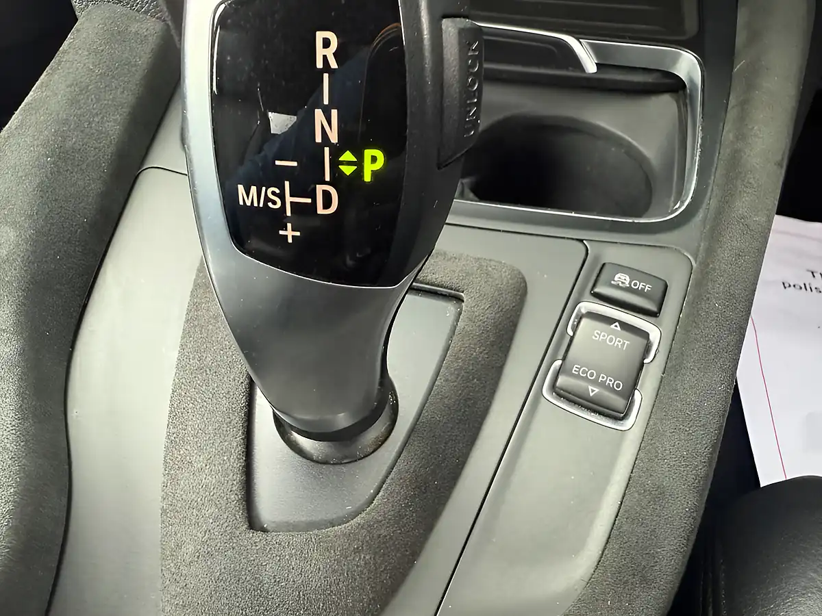 Used 2015 BMW 3 Series M Sport Silver - Interior and Exterior details 17