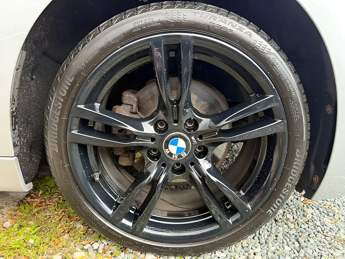 Used 2015 BMW 3 Series M Sport Silver - Interior and Exterior details 20