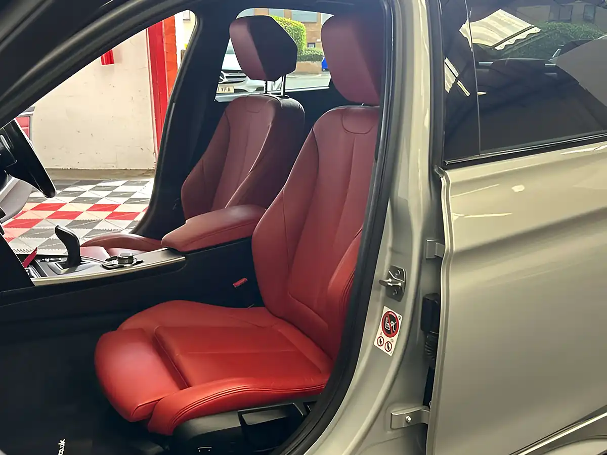 Used 2015 BMW 3 Series M Sport Silver - Interior and Exterior details 18