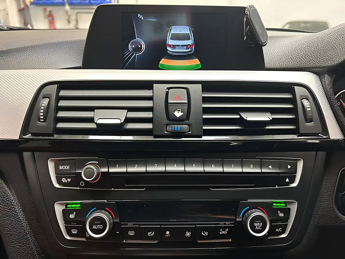 Used 2015 BMW 3 Series M Sport Silver - Interior and Exterior details 8