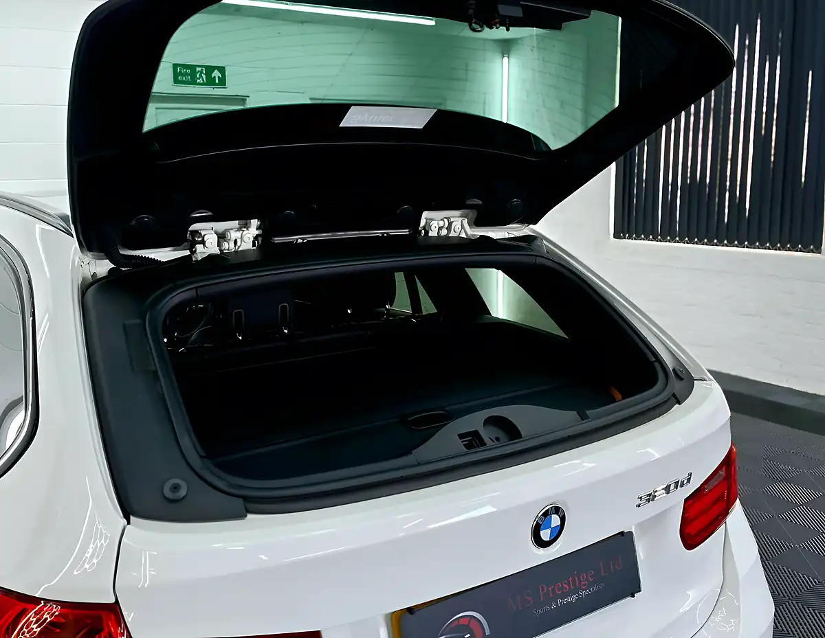 Used 2015 BMW 3 Series M Sport Touring Alpine White - Interior and Exterior details 14