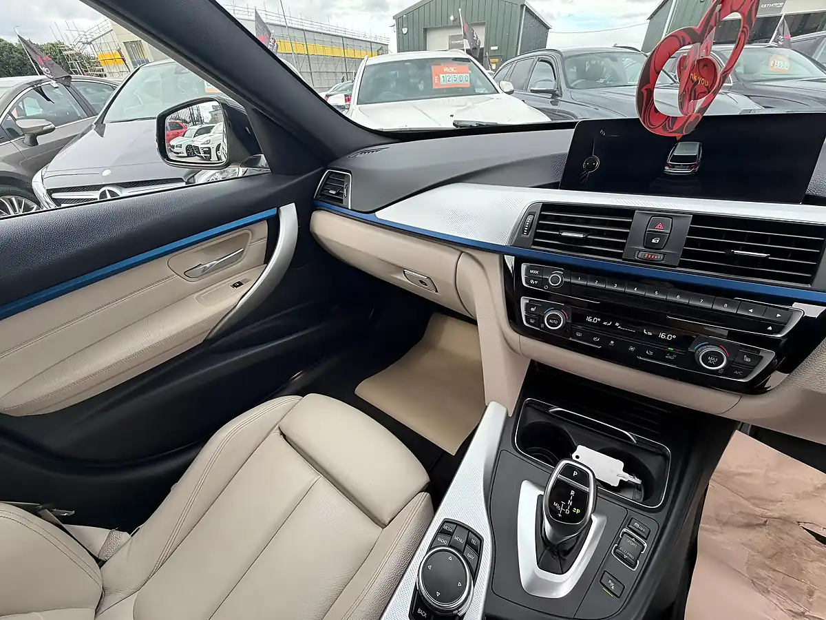 Used 2015 BMW 3 Series M Sport Touring Black - Interior and Exterior details 12