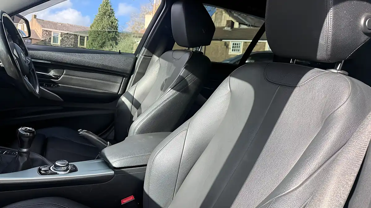 Used 2015 BMW 3 Series M Sport Touring Black - Interior and Exterior details 19