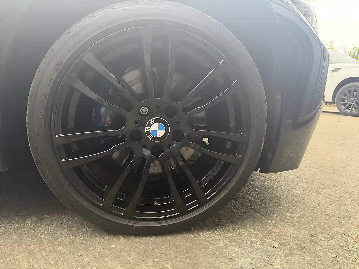 Used 2015 BMW 3 Series M Sport Touring Black - Interior and Exterior details 19