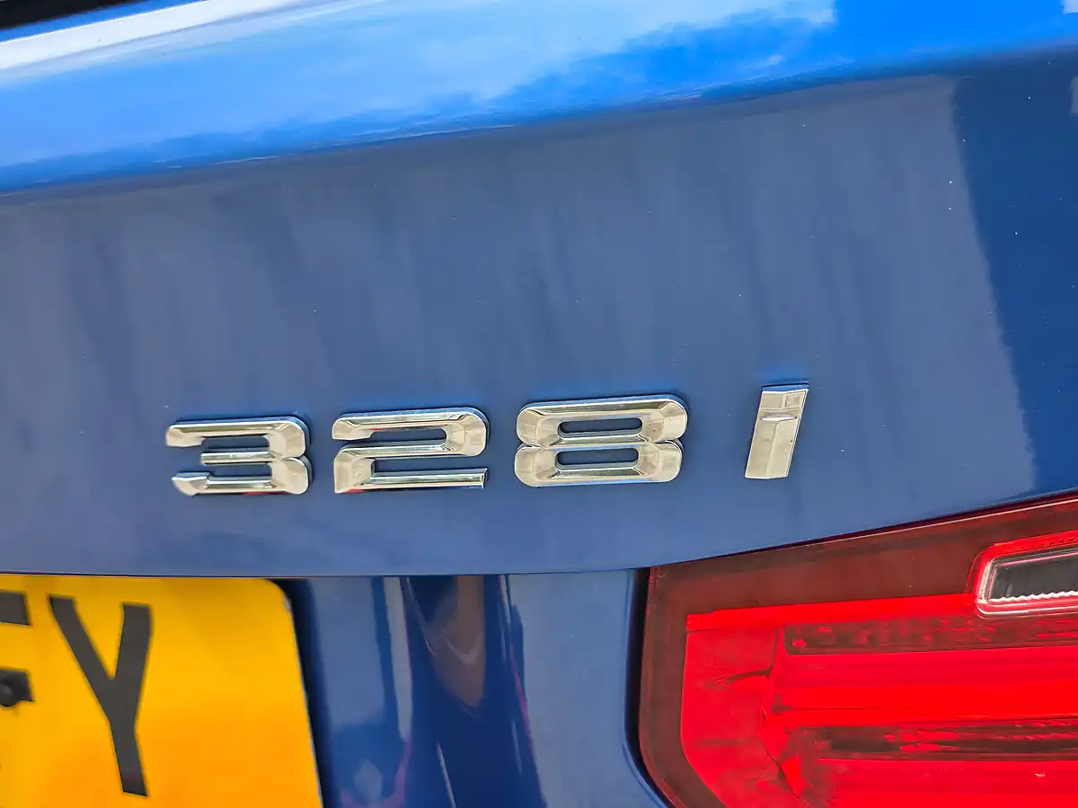 Used 2015 BMW 3 Series M Sport Touring Blue - Interior and Exterior details 18