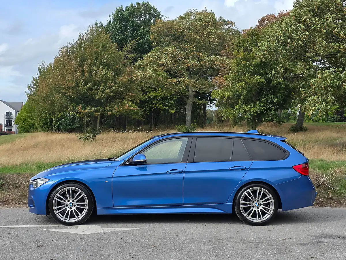Used 2015 BMW 3 Series M Sport Touring Blue - Interior and Exterior details 4