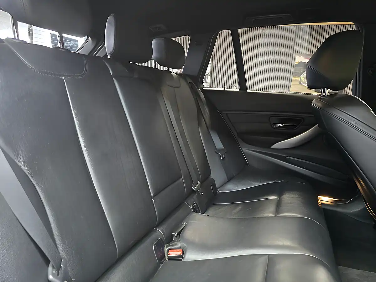 Used 2015 BMW 3 Series M Sport White - Interior and Exterior details 16